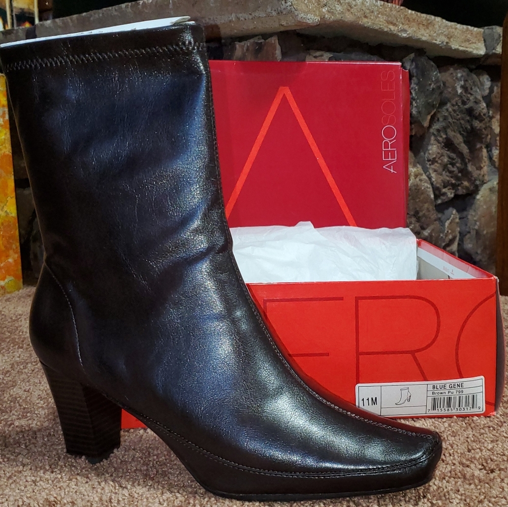AEROSOLES BLUE GENE BOOTIES